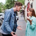 ¿Cómo Lidiar Con Los Celos En Una Relación Extramarital?