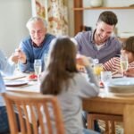 Dónde encontrar inspiración para fortalecer tus relaciones familiares.