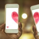 Dónde están los límites cuando se trata de compartir información personal en redes sociales en una relación?