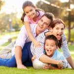 Por qué es importante fomentar la felicidad en la familia.