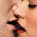 ¿Qué significa ser un esposo o una esposa que mantiene viva la chispa?