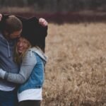 15 indicios de un hombre que está enamorado en secreto.