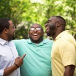 Descubre los bromances: por qué son importantes y cómo pueden hacer feliz a tu pareja.