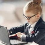 5 Cosas Mucho Mejores Que La Tecnologia En La Educacion De Tus Hijos