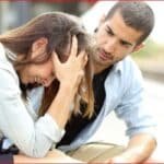 6 Formas En Las Que Un Hombre Hace Que Su Esposa Se Sienta Horrible Sin Decir Una Palabra
