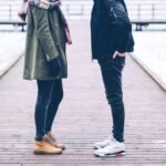 Cómo las personas tímidas expresan su amor: comprendiendo su lenguaje del amor