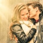Cuando un hombre te dice que hueles bien: El poder de la atracción olfativa