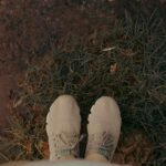 Cosquillas en los pies de las mujeres con plumas: Juegos y Sensaciones